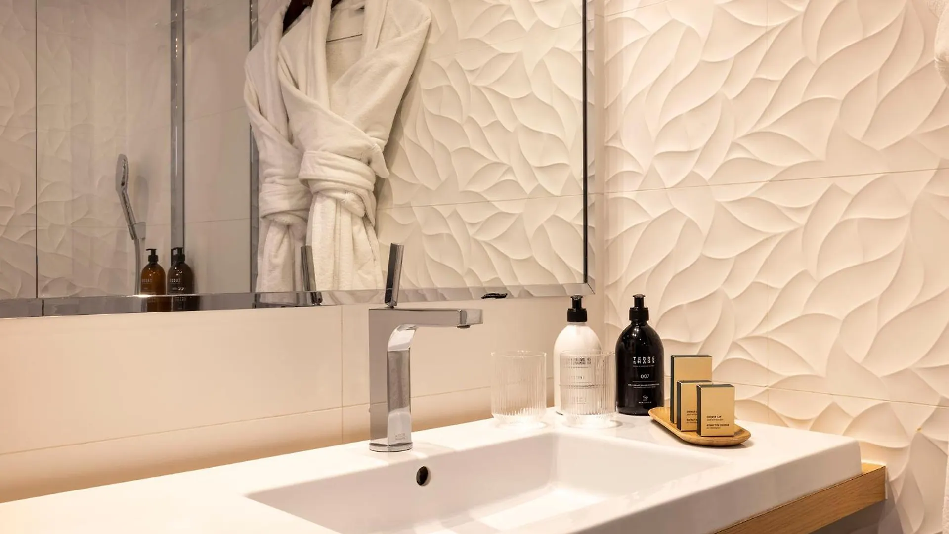 Hotel Chavanel 4*