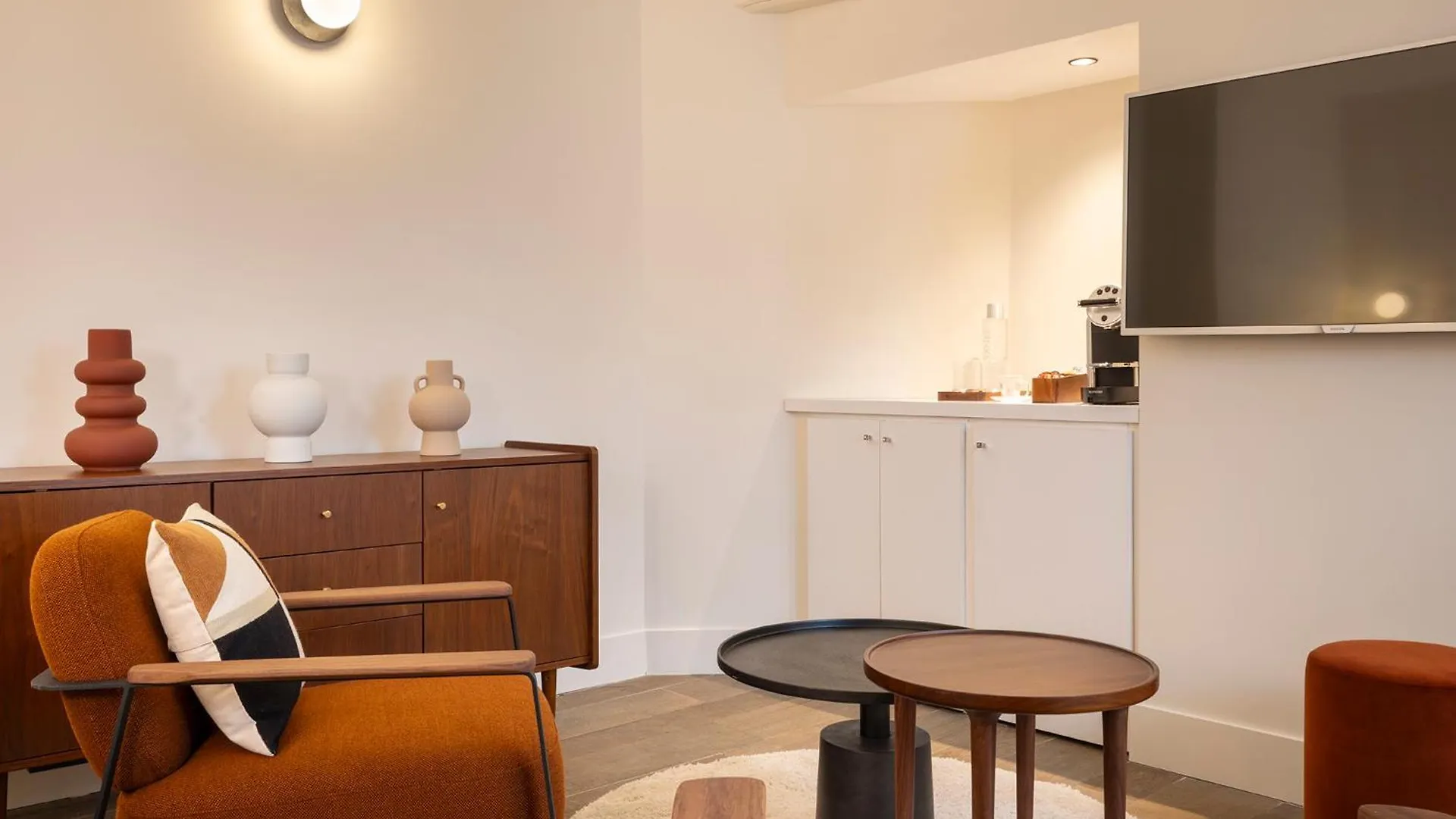 Hotel Chavanel 4*